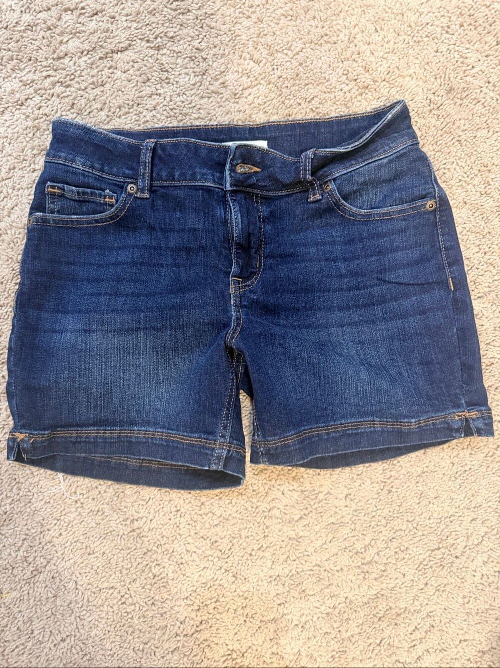 M Jeans by Maurices Womens Blue Denim Cutoff Shorts Size 4 Mid Rise
